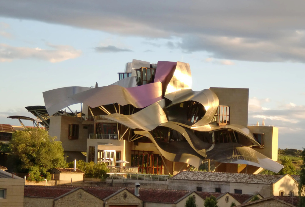 predstavljamo najbolju vinariju na svetu, bodegas de los herederos del marqués de riscal, rioha u španiji | vino, enologija, la vie de luxe, magazin